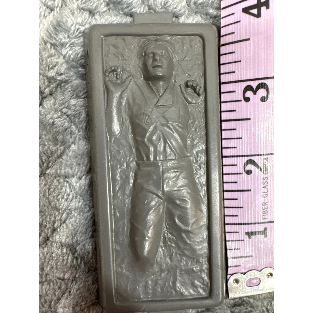 Star Wars Han Solo in Carbonite Action Figure Accessory Grey Slab 3.5 Inch - Picture 3 of 4